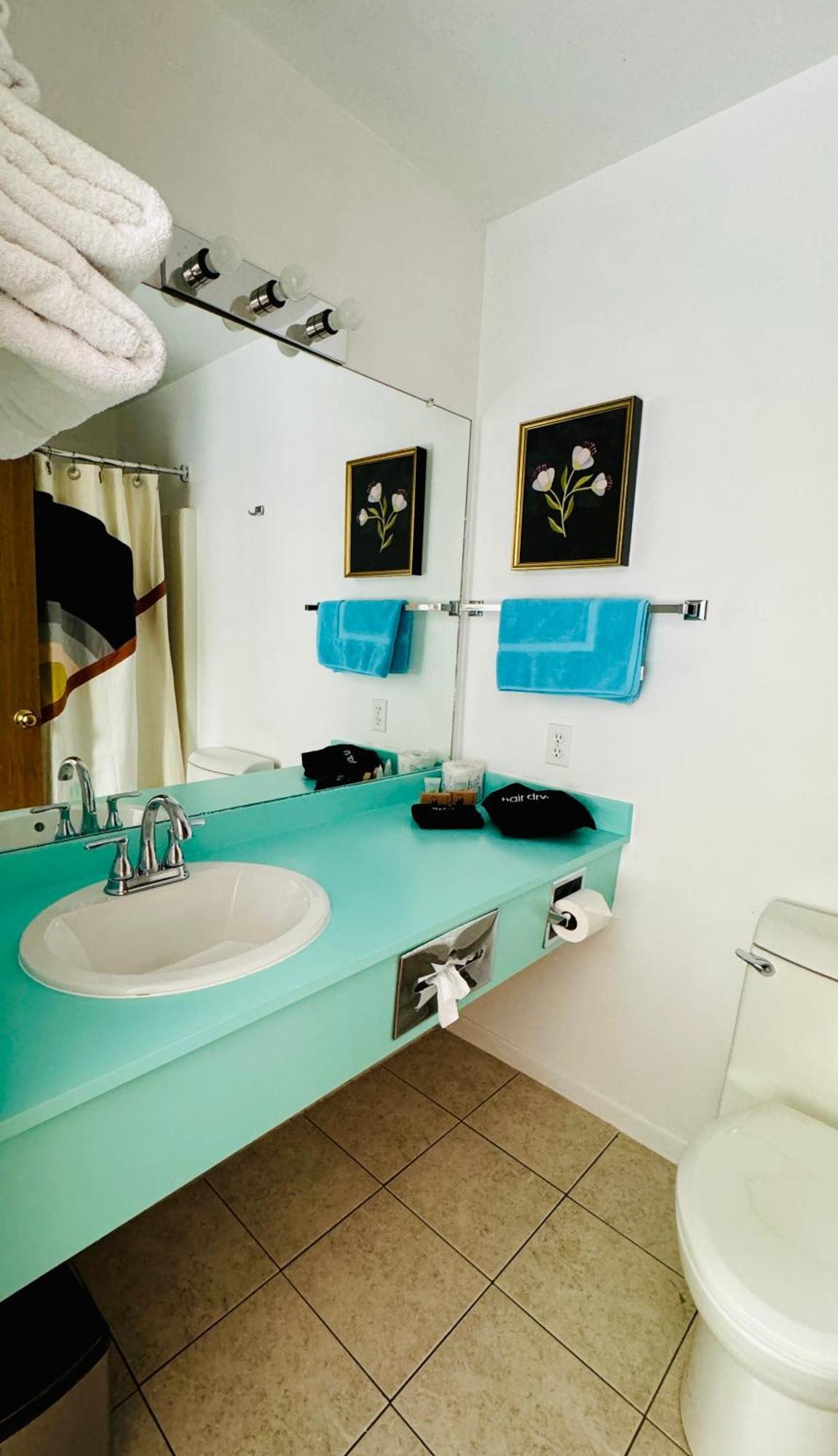The Sierra Motel Traverse City Bagian luar foto