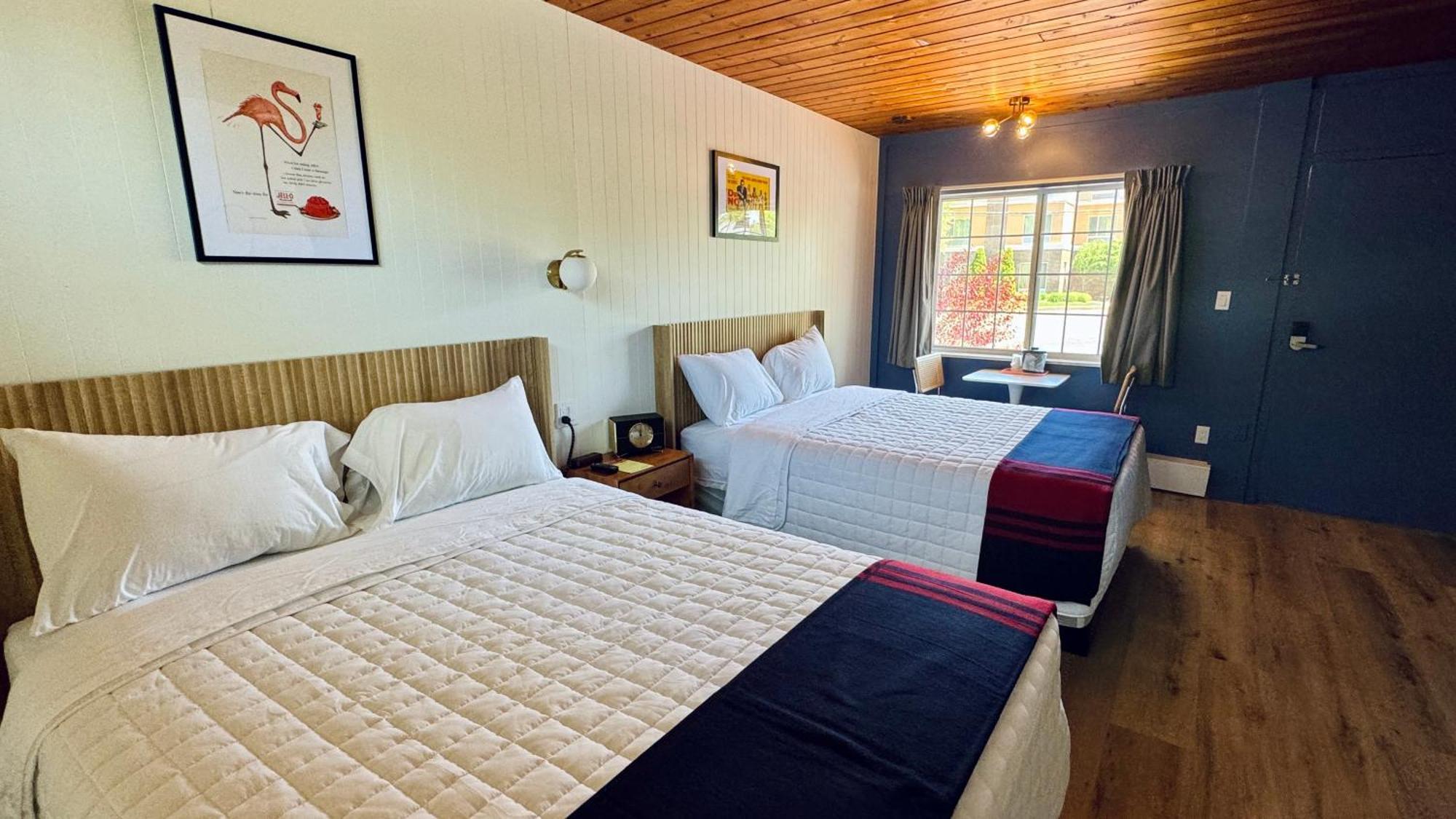 The Sierra Motel Traverse City Bagian luar foto